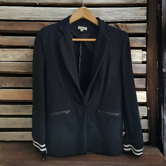 Jamison Black Knit Blazer Varsity Stripe Cuffs - Zip Side Pockets - Large - Picture 1 of 10
